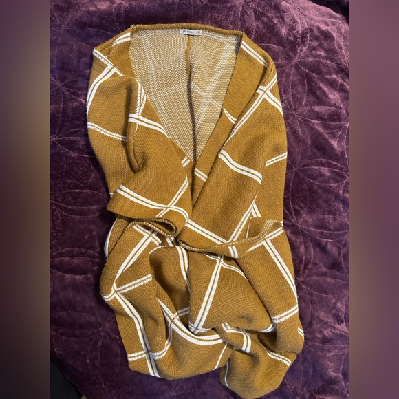 Shawl - Picture 4 of 5